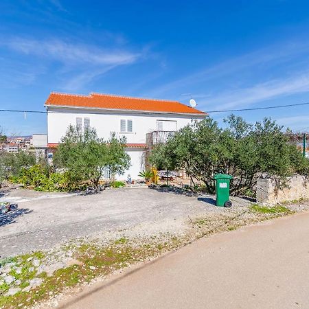 Apartments Stara Maslina Slatine Bagian luar foto