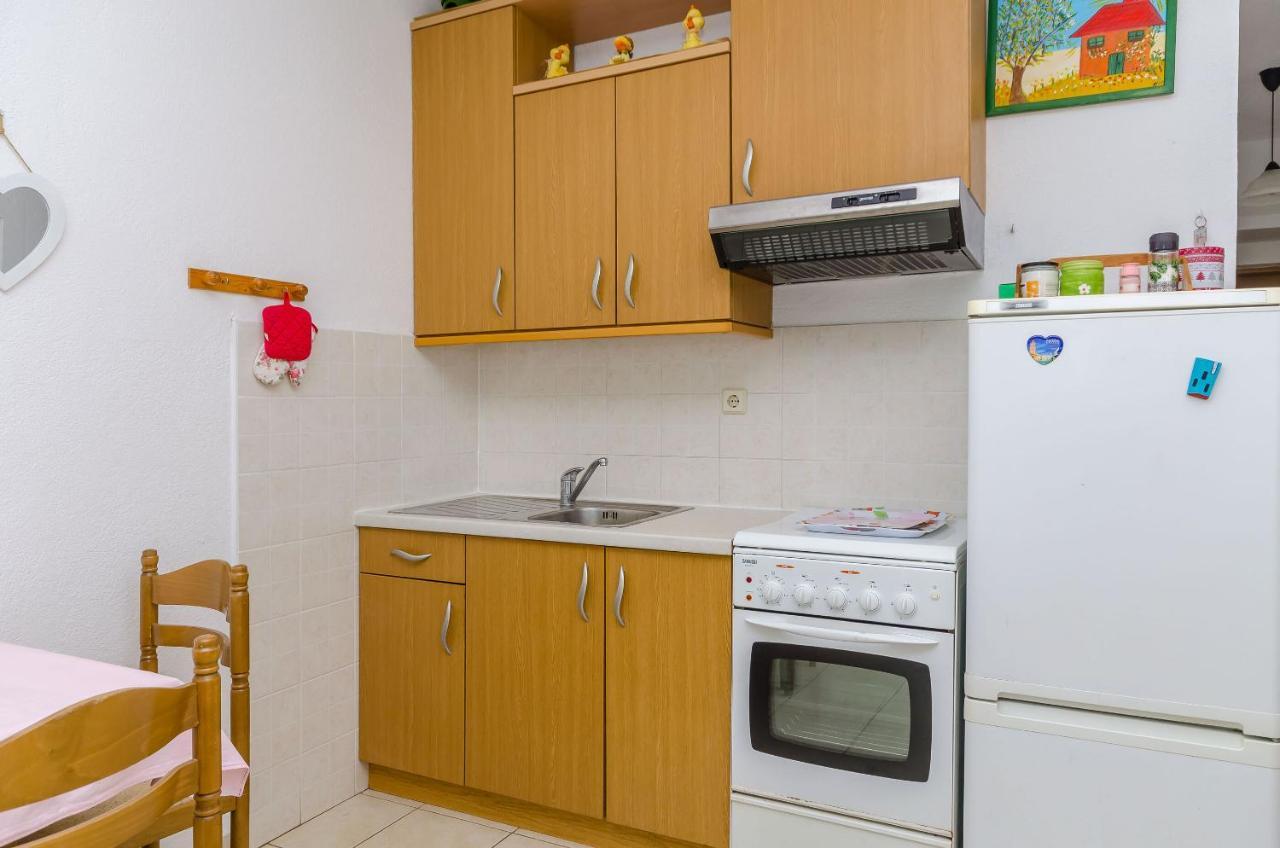 Apartments Stara Maslina Slatine Bagian luar foto