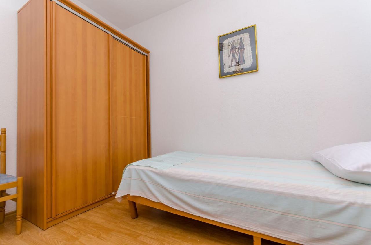 Apartments Stara Maslina Slatine Bagian luar foto