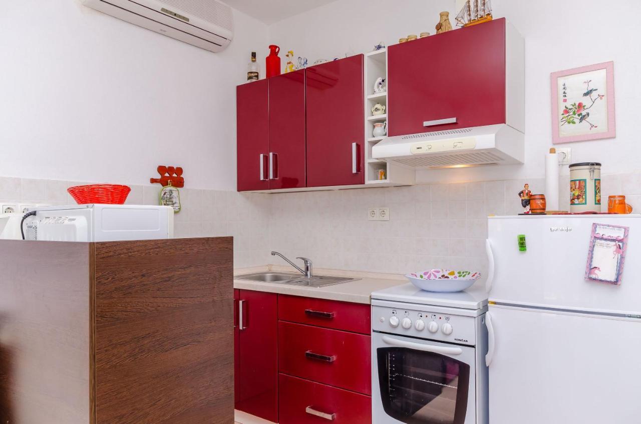 Apartments Stara Maslina Slatine Bagian luar foto